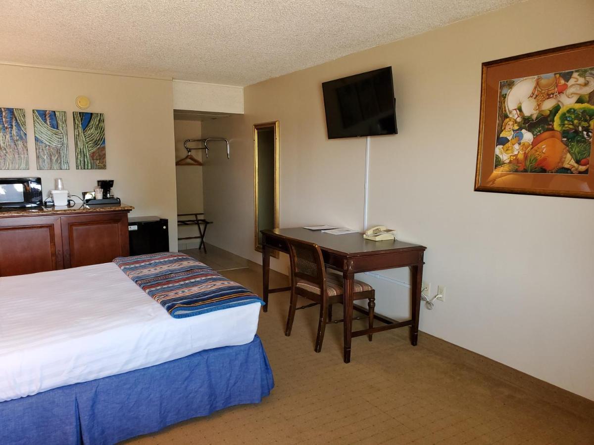 Kansas Country Inn Oakley Esterno foto