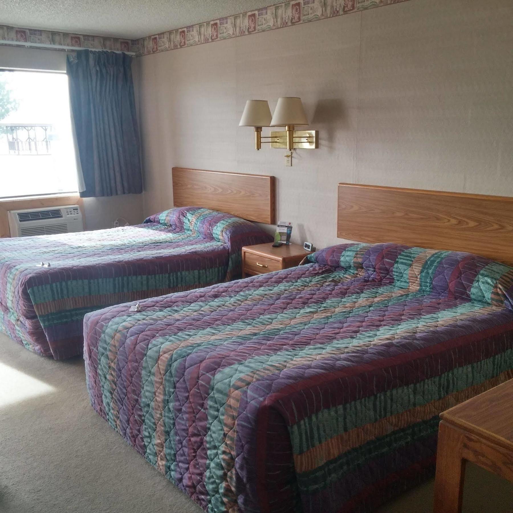 Kansas Country Inn Oakley Esterno foto